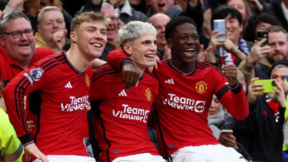 VzT, 梅努仍只是, 青训